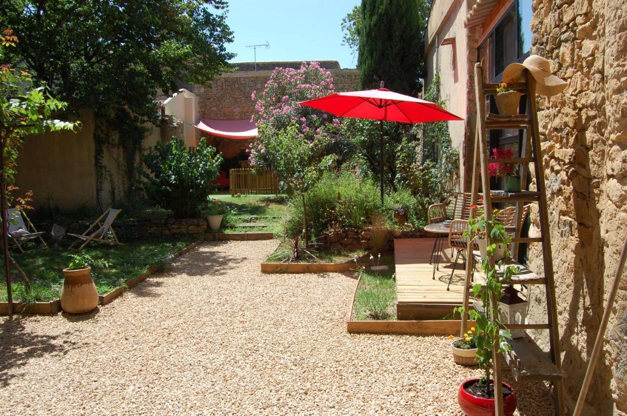 La Bucolique, Chambres Et Jardin D'Hotes Sabran Екстер'єр фото